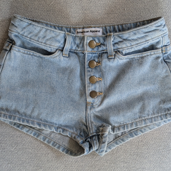 American Apparel Women's Light Blue Denim Shorts - Picture 1 of 5